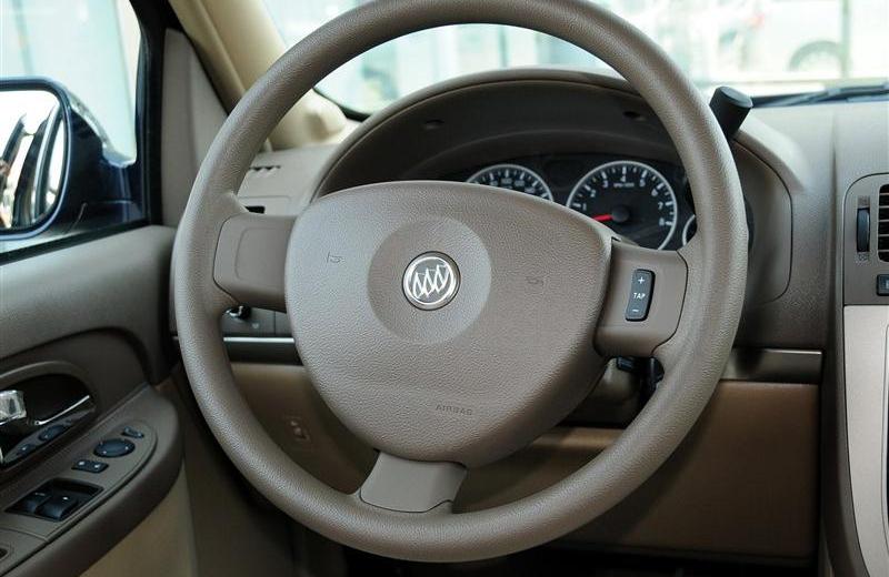 2012款 2.4L BASE舒適版