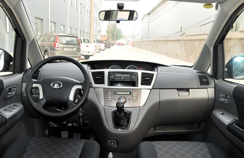 2012款 1.5T 手動(dòng)實(shí)尚型