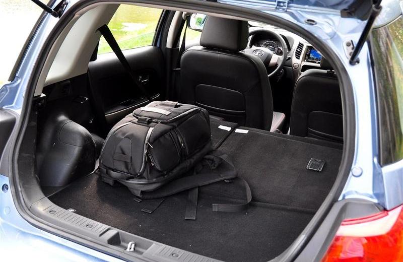 2012款 1.5L 兩驅豪華型