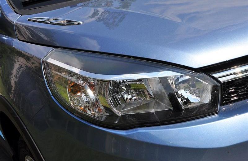 2012款 1.5L 兩驅(qū)豪華型