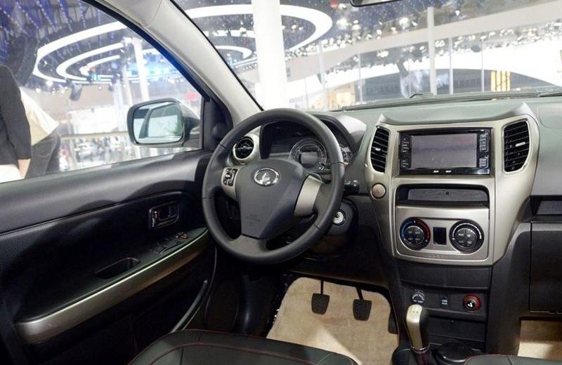 2012款 1.5L 兩驅精英型