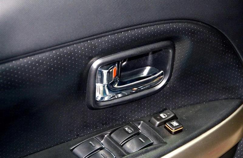 2012款 1.5L 兩驅精英型