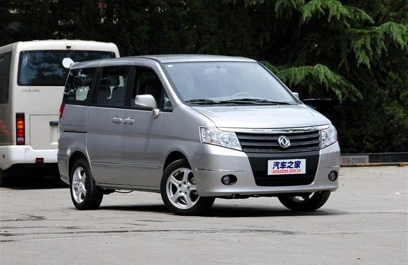 2012款 2.0 自動豪華型 7座