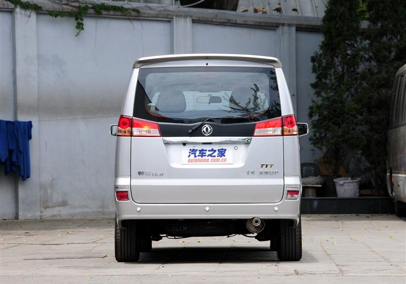 2012款 2.0 自動豪華型 7座