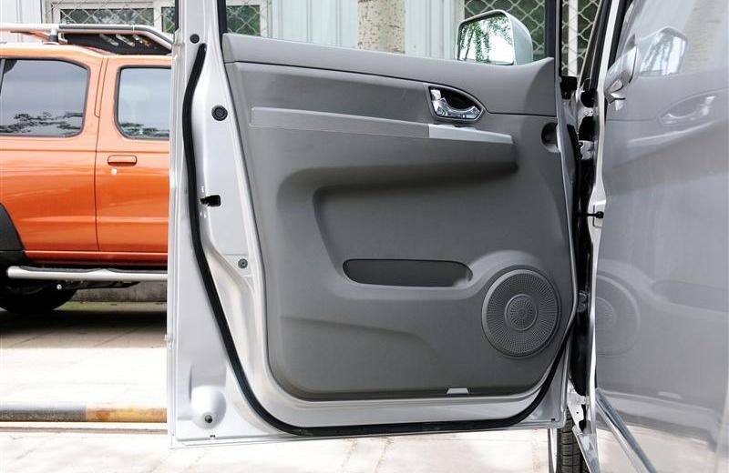 2012款 2.0 自動(dòng)豪華型 7座