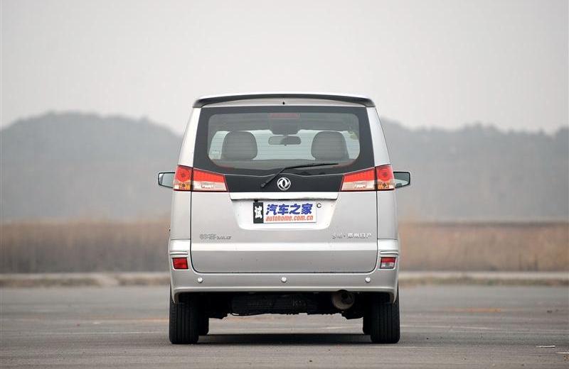 2012款 2.0 自動旗艦型 7座