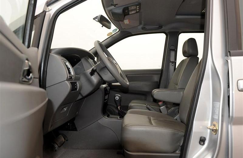 2012款 2.0 自動(dòng)旗艦型 7座