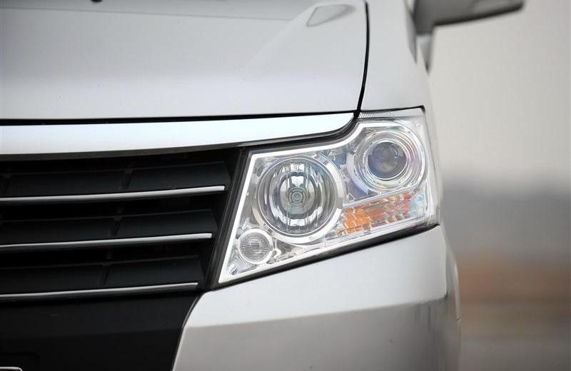 2012款 2.0 自動旗艦型 7座