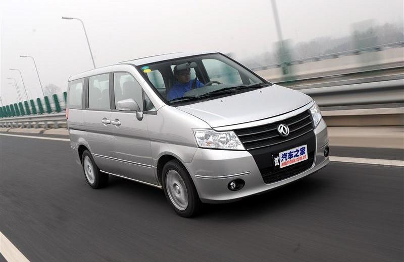 2012款 2.0 自動旗艦型 7座