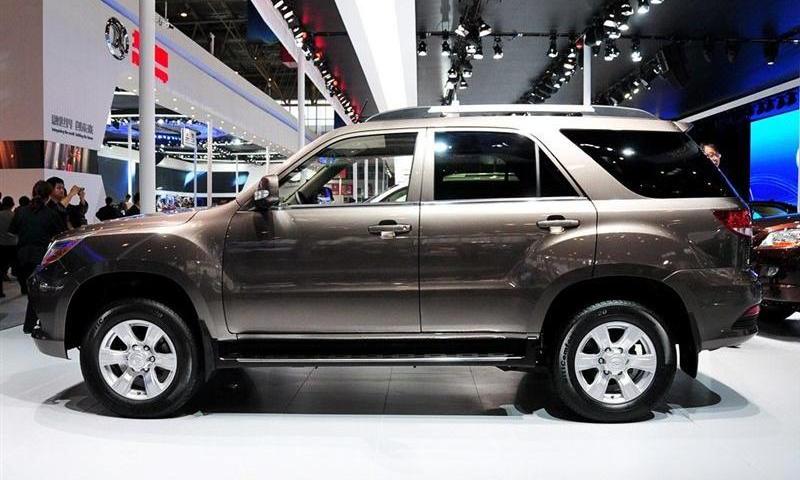 2012款 2.4 汽油自動(dòng)四驅(qū)天窗版