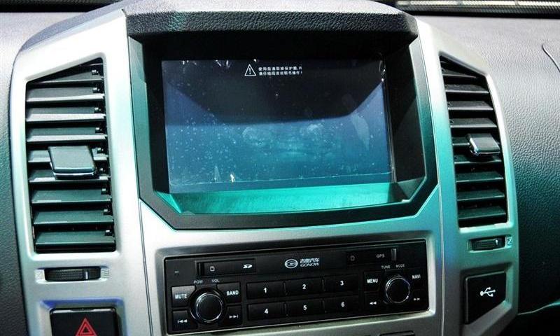 2012款 2.4 汽油自動四驅天窗版