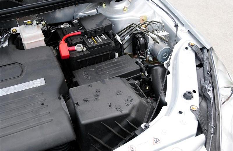 2012款 三廂 1.6CVT 進(jìn)取型