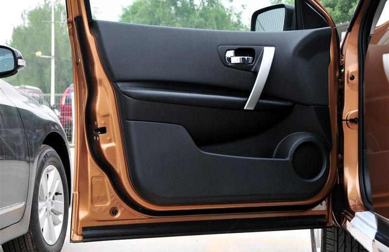 2012款 2.0XV 雷 CVT 2WD