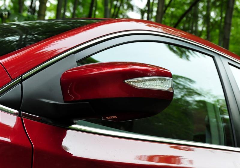 2012款 1.8XL 手動(dòng)豪華版