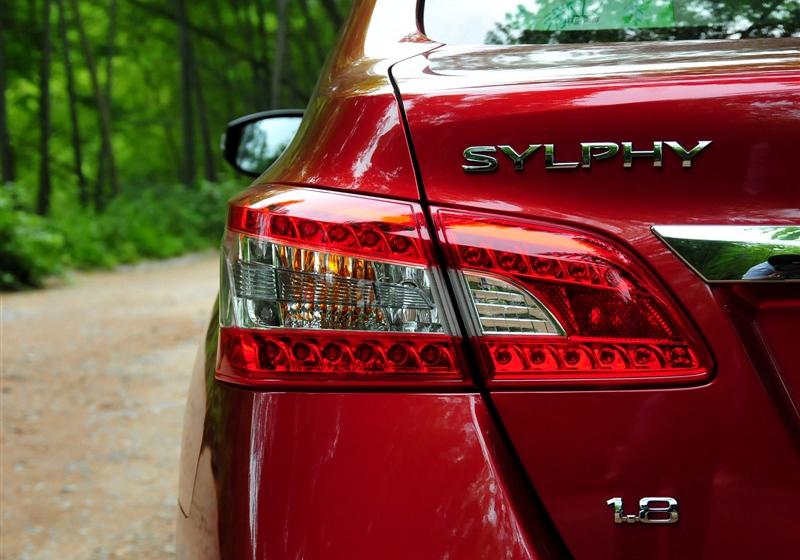 2012款 1.8XL 手動豪華版