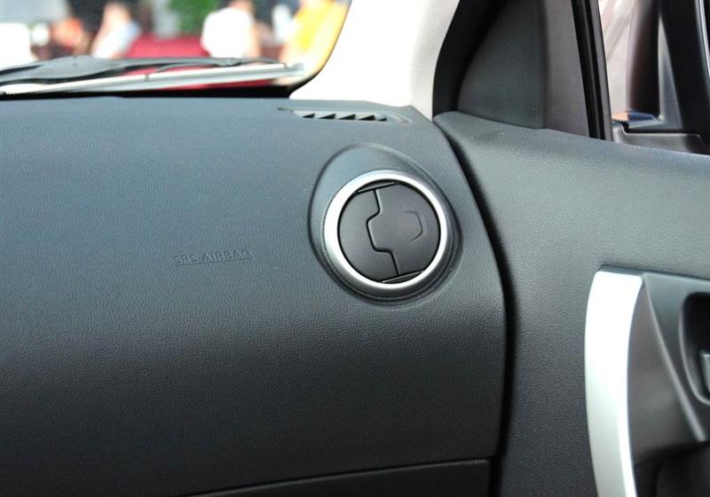 2012款 2.0XV 龍 CVT 4WD