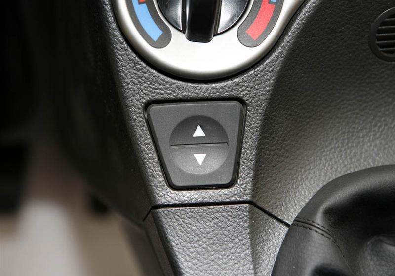 2009款 1.3 進(jìn)取型