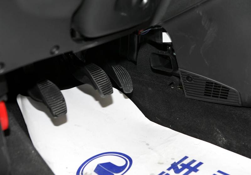 2009款 1.3 進(jìn)取型