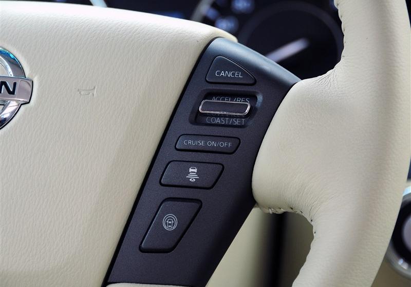 2012款 5.6 V8旗艦版