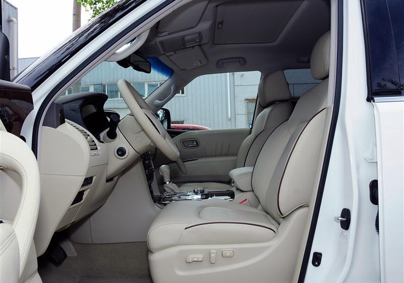 2012款 5.6 V8旗艦版