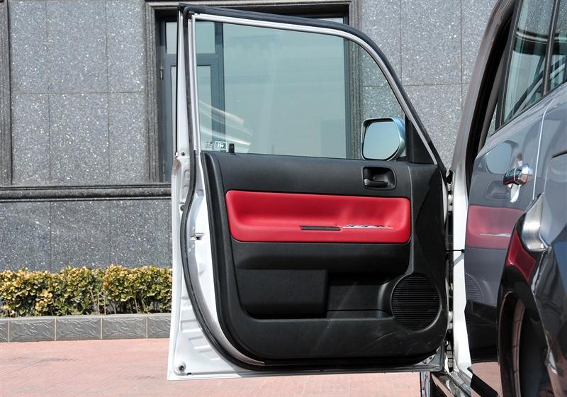 2012款 1.5 CVT都市版