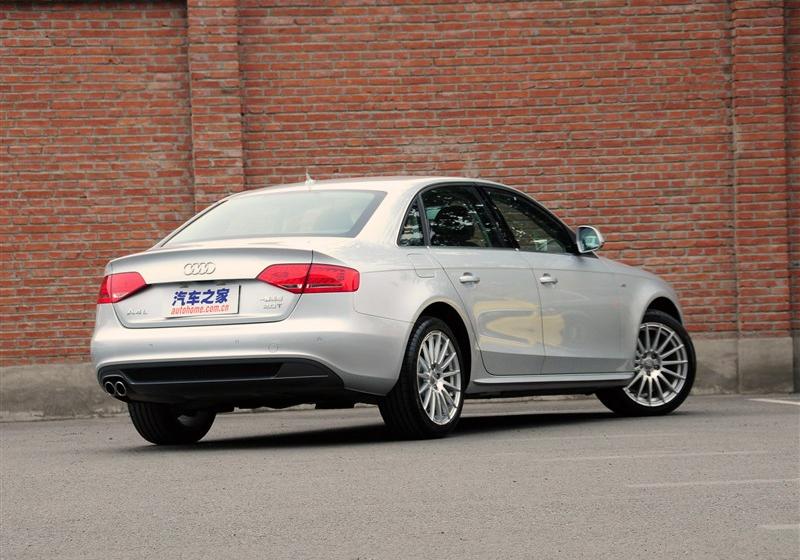 2012款 2.0 TFSI 自動運動型