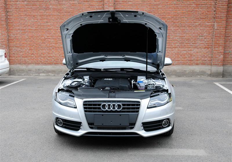 2012款 2.0 TFSI 自動運動型