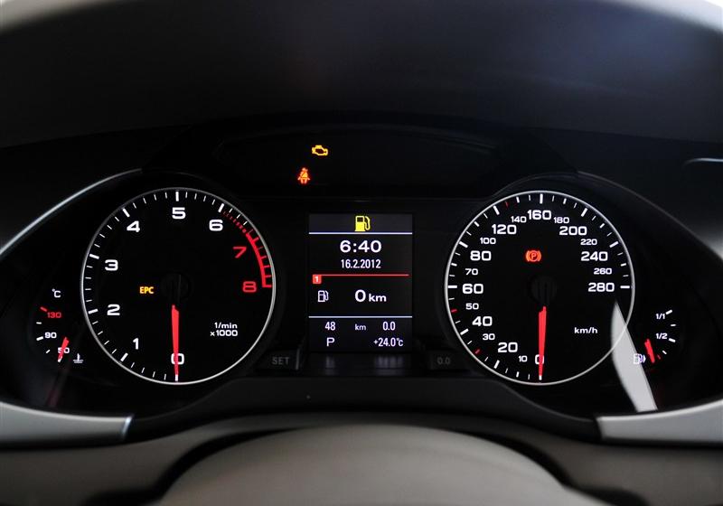 2012款 2.0 TFSI 自動技術型