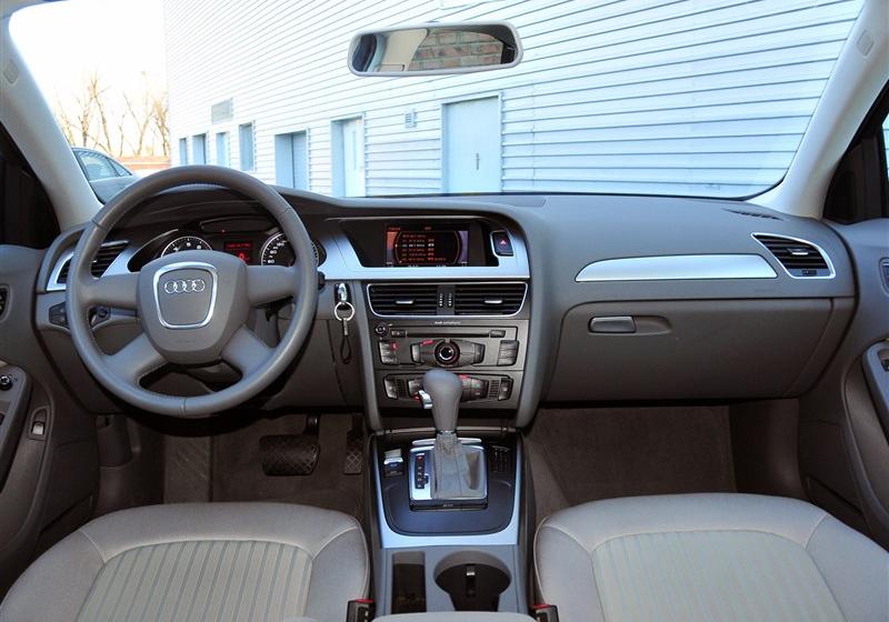 2012款 1.8 TFSI 自動舒適型