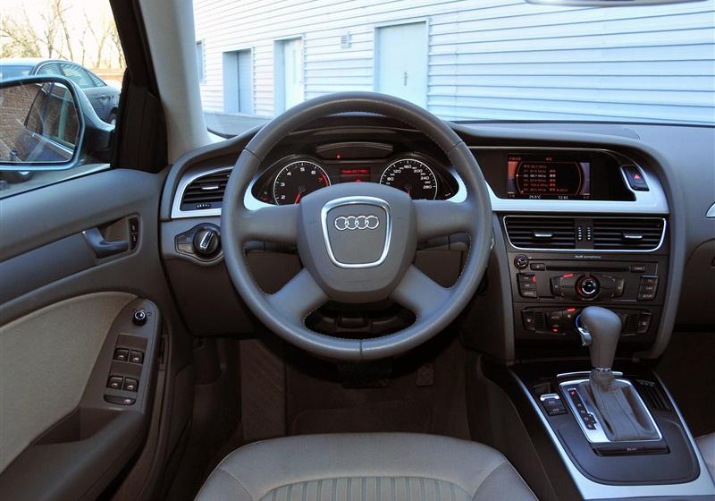 2012款 1.8 TFSI 自動舒適型