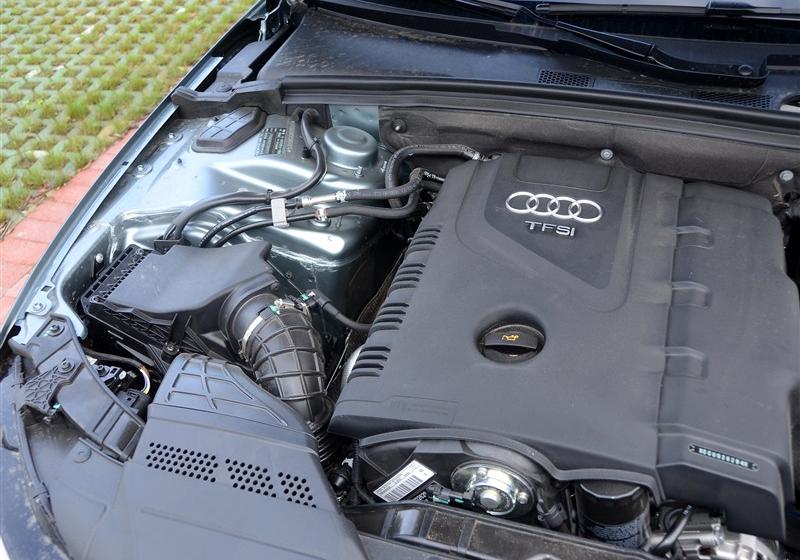 2013款 30 TFSI 自動舒適型