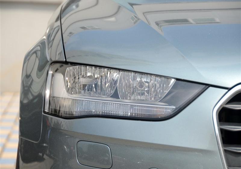 2013款 30 TFSI 自動舒適型