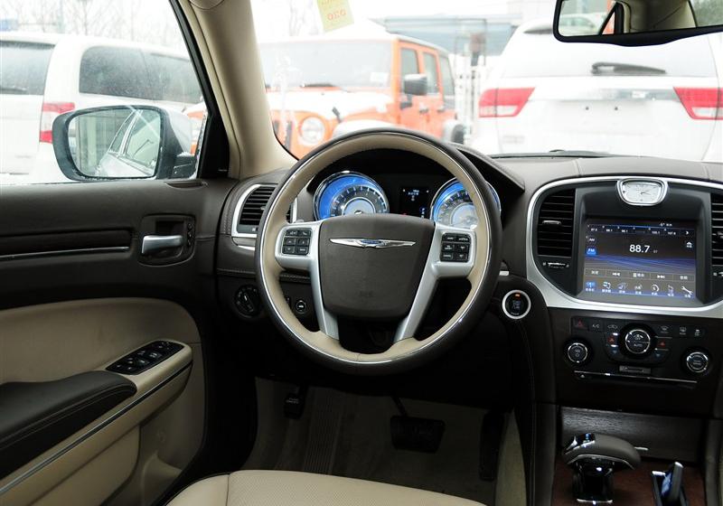 2013款 3.6L 尊崇版