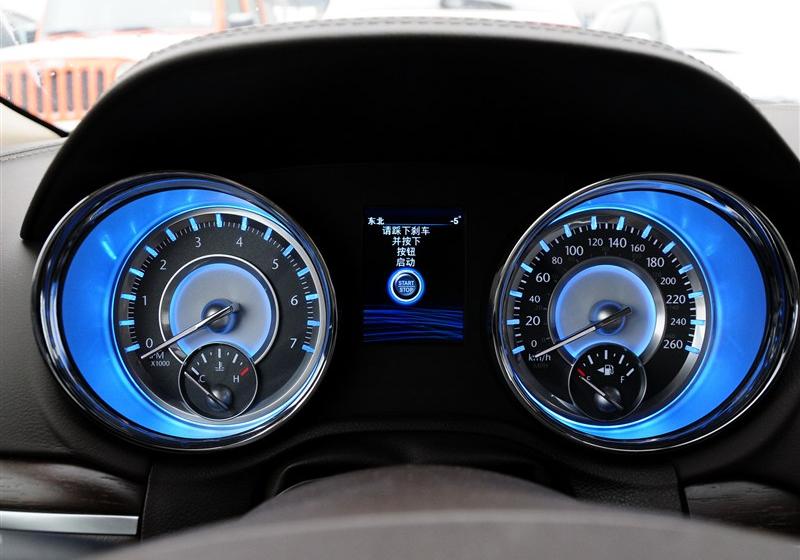 2013款 3.6L 尊崇版