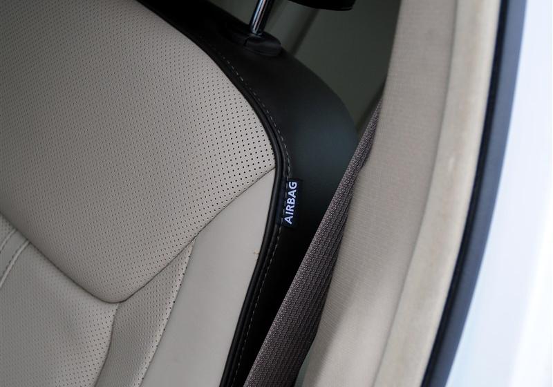 2013款 3.6L 尊崇版