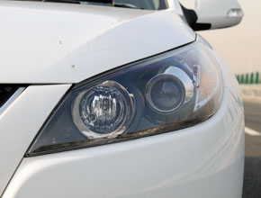 運動范兒家用車 試駕江淮和悅1.5L MT運動版 卓眾汽車網