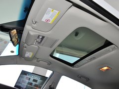 雪佛蘭  2.4L 自動 車頂內部特寫