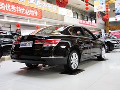 廣汽本田  2.4L 自動 車輛右側尾部視角