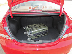 2010款瑞納 三廂