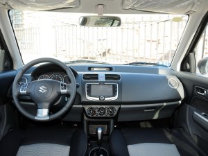 雨燕2013款 1.5L 自動運動版