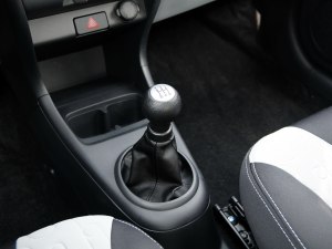 奧拓 2013款 1.0L 手動舒適型