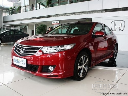 東風本田  2.4L 自動 車輛左前45度視角