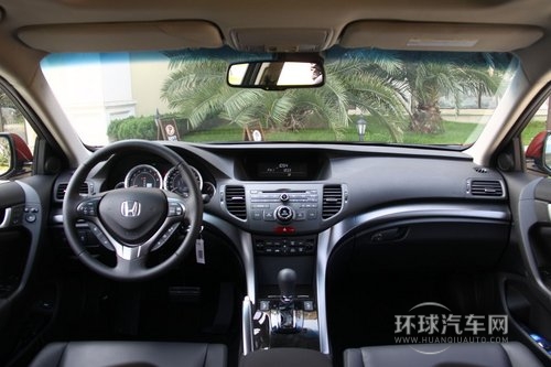 東風本田  2.4L 自動 中控臺整體