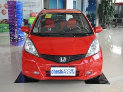 廣汽本田  1.3L 手動 車頭正面視角