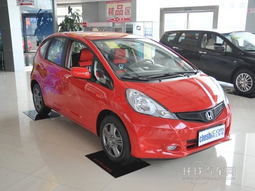 廣汽本田  1.3L 手動 車輛右側(cè)45度角