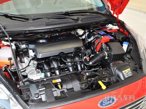 長安福特  三廂 1.5L DCT 發動機主體特寫