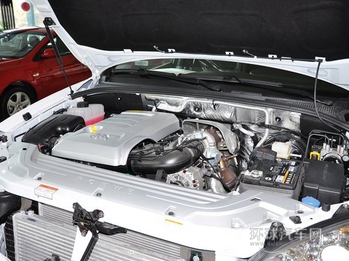 上汽榮威  1.8T 自動 發動機主體特寫