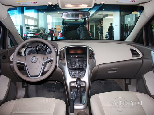 別克  GT 1.6L 自動 中控臺整體