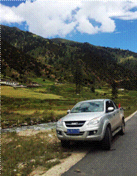 域虎單騎游西藏 形單影只“野”自由