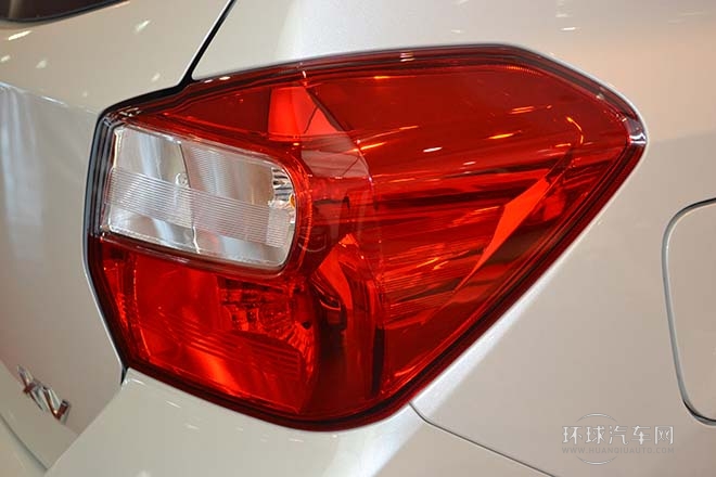 2014款2.0i舒適導(dǎo)航版